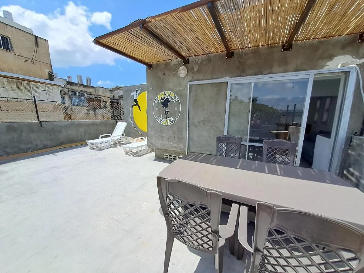 Fellini Talpiot Roof Dolce Vita Apartman Haifa